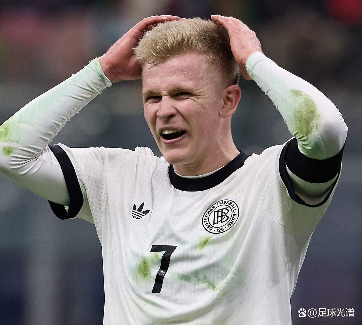 加时末段德甲焦点战,圣安东尼奥马刺止住颓势,信心回归,高层口径保持一致(2077和丹妮还是亨利) 加时末段德甲焦点战,圣安东尼奥马刺止住颓势,信心回归,高层口径保持一致(2077和丹妮还是亨利)